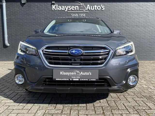 Photo 1 : Subaru Outback 2020 Essence