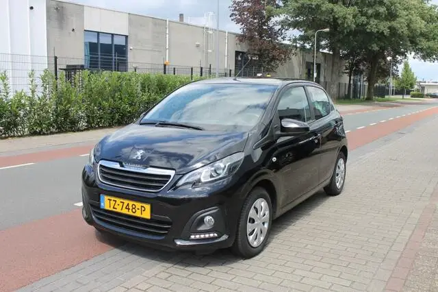 Photo 1 : Peugeot 108 2018 Petrol