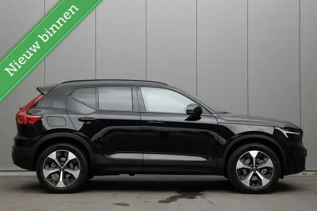 Photo 1 : Volvo Xc40 2024 Petrol