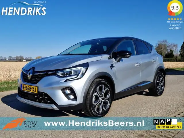 Photo 1 : Renault Captur 2021 Petrol