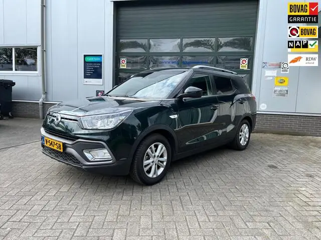 Photo 1 : Ssangyong Xlv 2018 Petrol