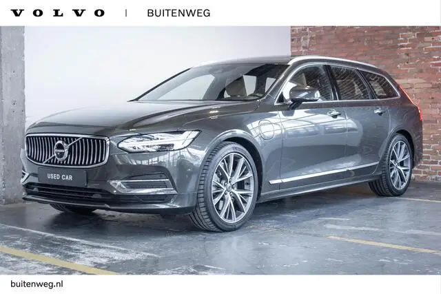 Photo 1 : Volvo V90 2019 Hybride