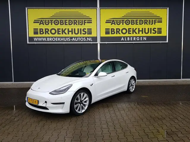 Photo 1 : Tesla Model 3 2019 Électrique