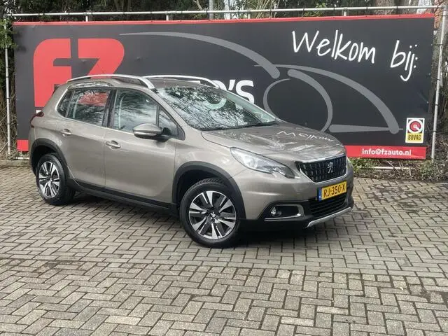 Photo 1 : Peugeot 2008 2017 Essence