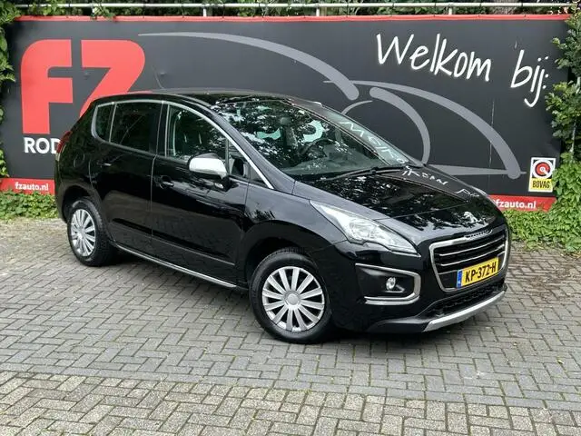 Photo 1 : Peugeot 3008 2016 Petrol