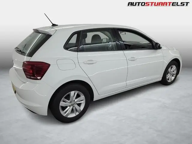 Photo 1 : Volkswagen Polo 2019 Petrol