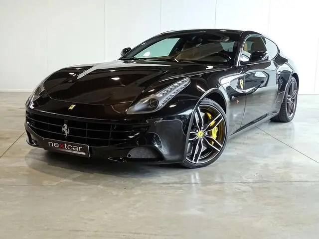 Photo 1 : Ferrari Ff 2015 Petrol