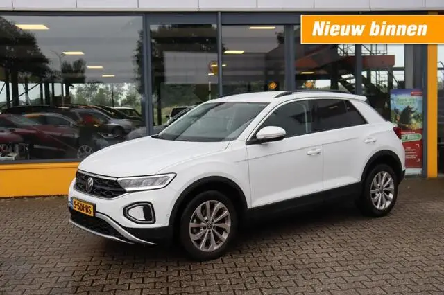 Photo 1 : Volkswagen T-roc 2022 Petrol