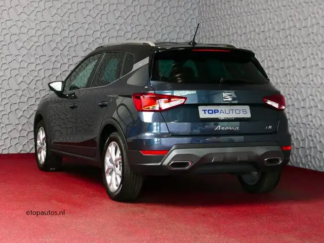 Photo 1 : Seat Arona 2023 Petrol