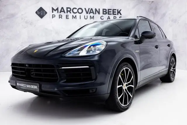 Photo 1 : Porsche Cayenne 2018 Hybrid