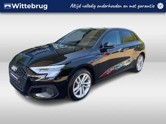 Photo 1 : Audi A3 2022 Hybride