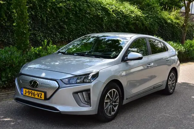 Photo 1 : Hyundai Ioniq 2020 Électrique