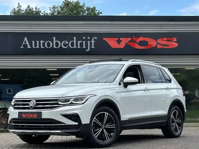 Photo 1 : Volkswagen Tiguan 2023 Hybrid