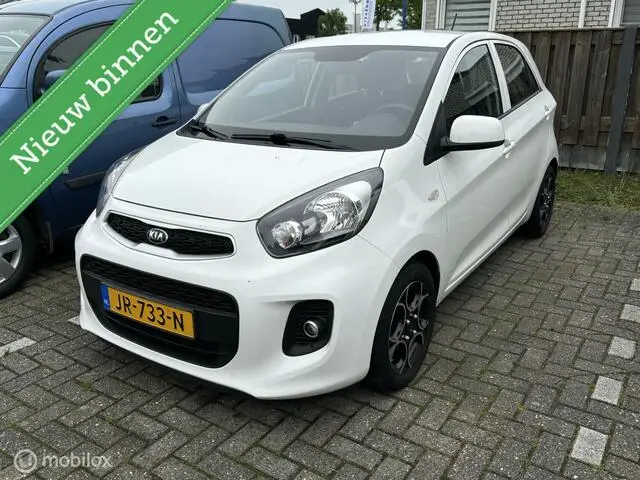 Photo 1 : Kia Picanto 2016 Petrol