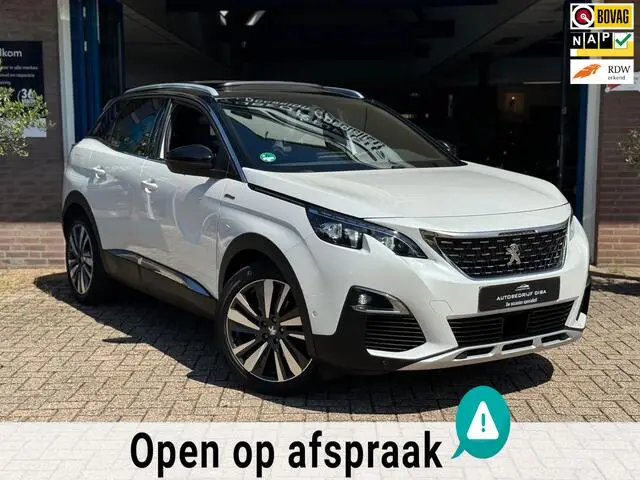 Photo 1 : Peugeot 3008 2017 Petrol