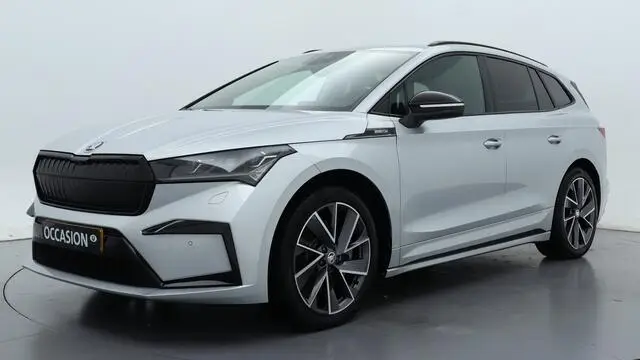 Photo 1 : Skoda Enyaq 2022 Électrique