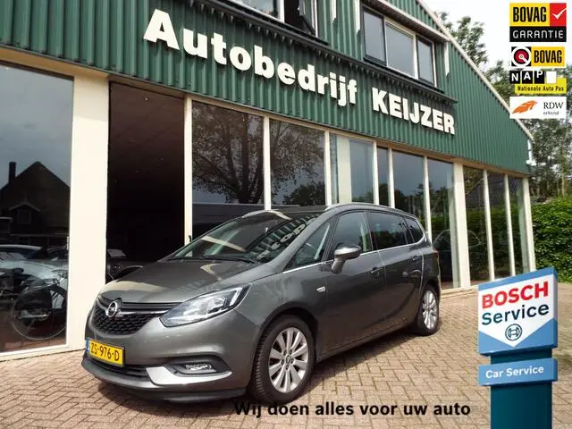 Photo 1 : Opel Zafira 2017 Petrol