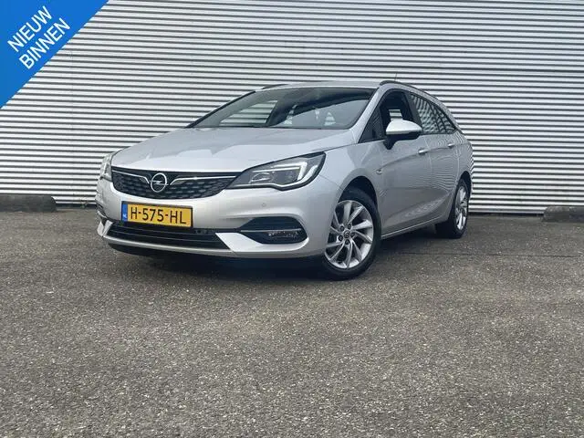 Photo 1 : Opel Astra 2020 Petrol