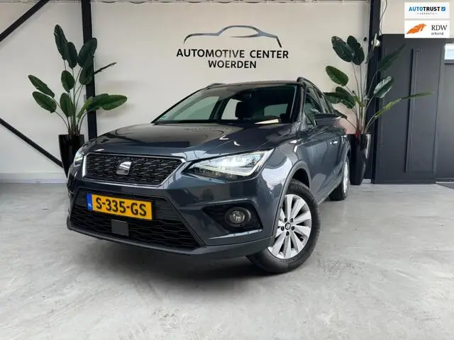 Photo 1 : Seat Arona 2018 Petrol