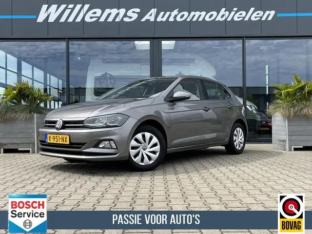 Photo 1 : Volkswagen Polo 2021 Essence