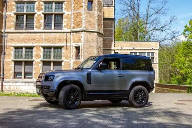 Photo 1 : Land Rover Defender 2022 Diesel