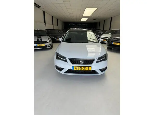 Photo 1 : Seat Leon 2018 Petrol