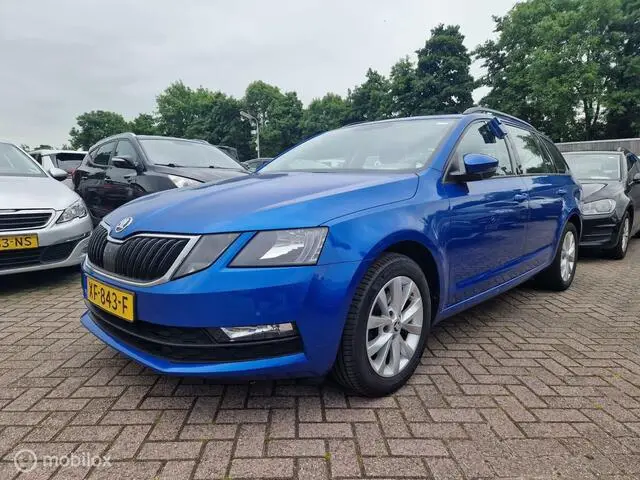 Photo 1 : Skoda Octavia 2019 Essence