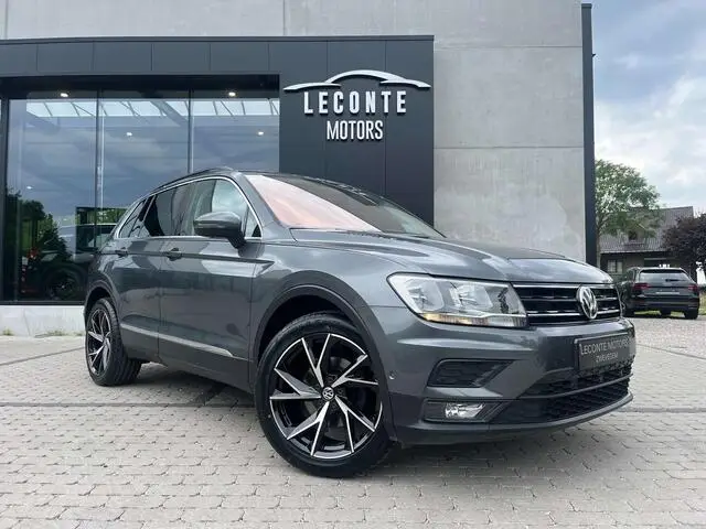 Photo 1 : Volkswagen Tiguan 2019 Essence