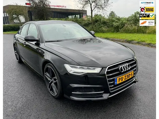 Photo 1 : Audi A6 2017 Petrol