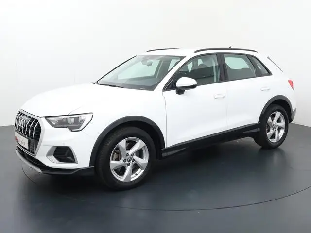 Photo 1 : Audi Q3 2019 Petrol