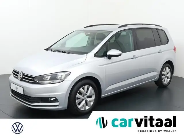 Photo 1 : Volkswagen Touran 2018 Essence