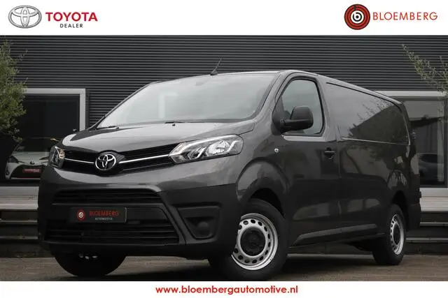 Photo 1 : Toyota Proace 2022 Diesel