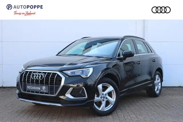 Photo 1 : Audi Q3 2019 Petrol