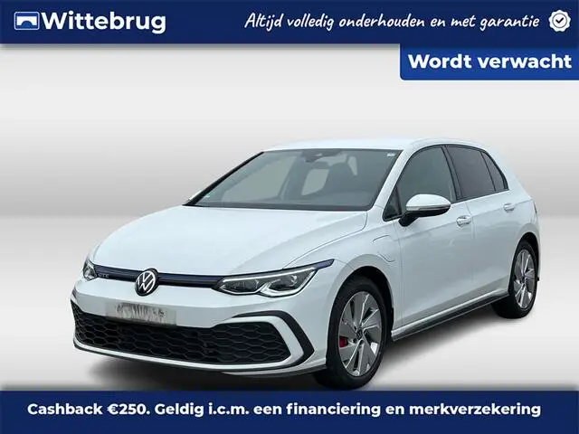 Photo 1 : Volkswagen Golf 2021 Hybride