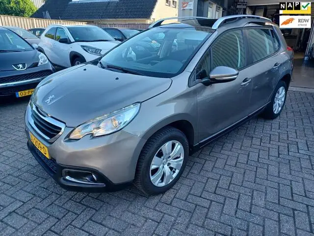 Photo 1 : Peugeot 2008 2016 Petrol