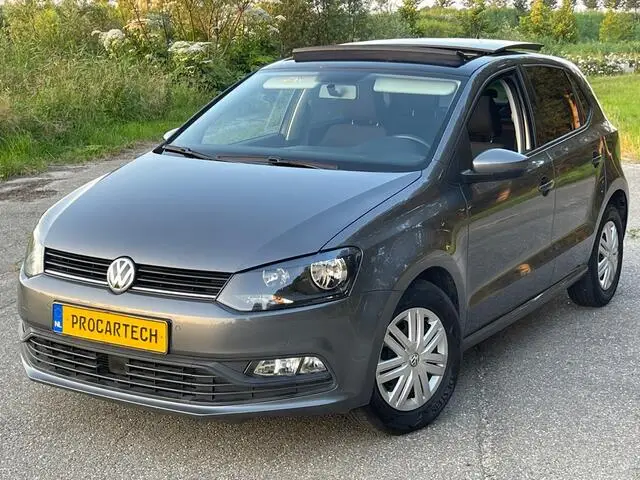 Photo 1 : Volkswagen Polo 2016 Essence