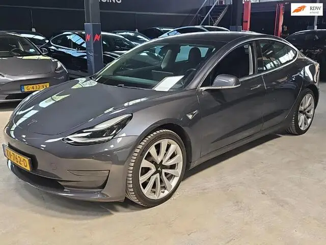 Photo 1 : Tesla Model 3 2019 Électrique