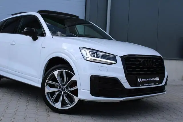 Photo 1 : Audi Q2 2020 Essence