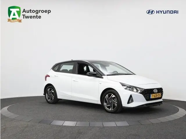 Photo 1 : Hyundai I20 2023 Petrol