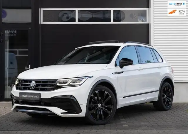 Photo 1 : Volkswagen Tiguan 2020 Essence