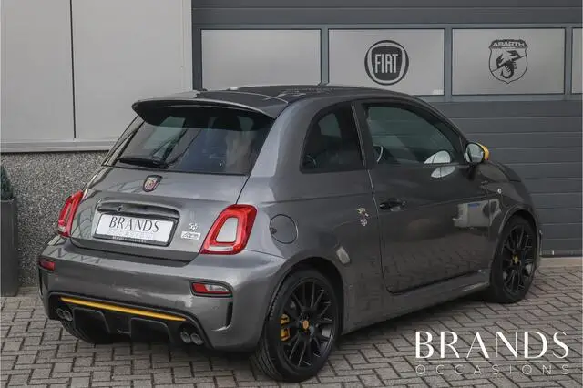 Photo 1 : Abarth 595 2018 Petrol