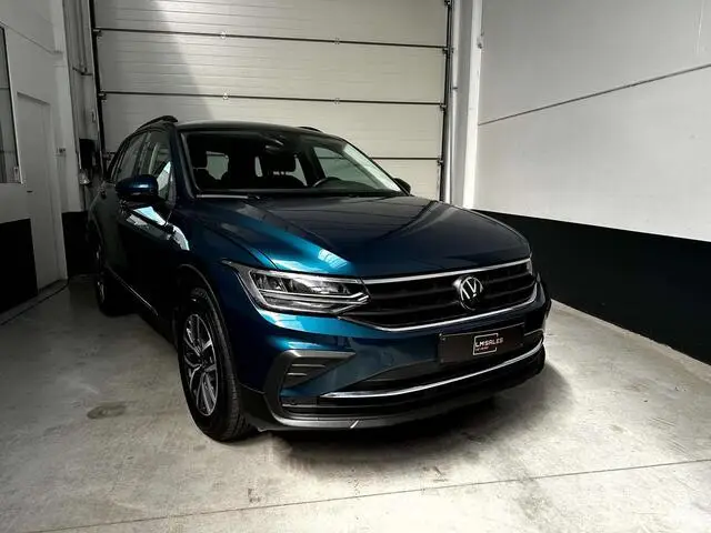 Photo 1 : Volkswagen Tiguan 2023 Petrol