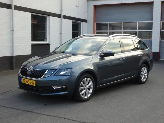 Photo 1 : Skoda Octavia 2018 Essence