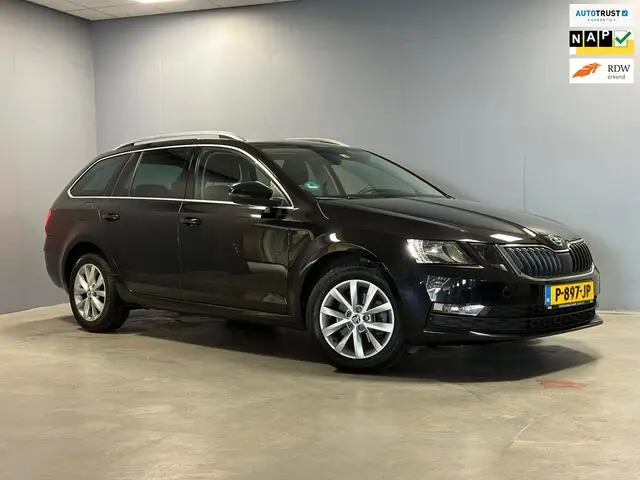 Photo 1 : Skoda Octavia 2020 Petrol