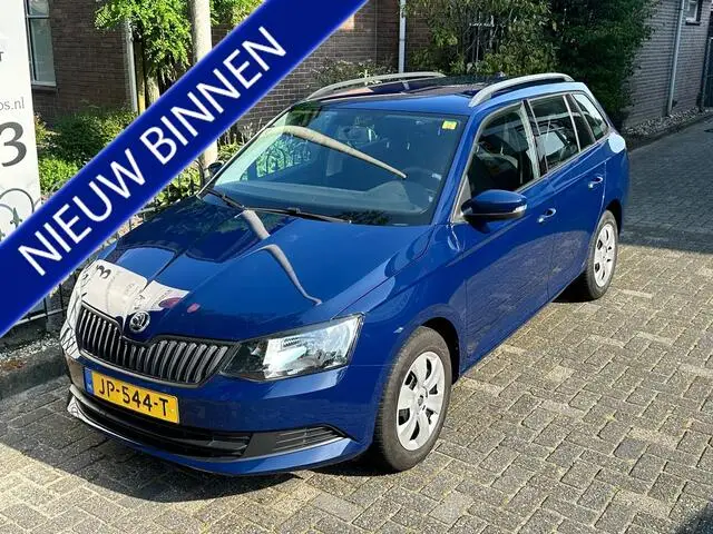 Photo 1 : Skoda Fabia 2016 Petrol