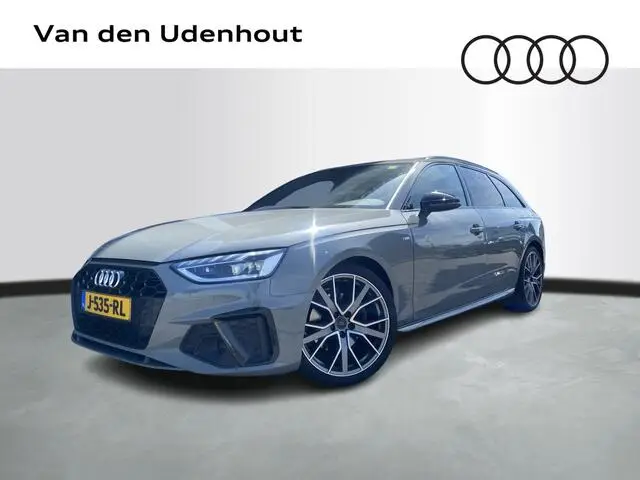Photo 1 : Audi A4 2020 Hybride