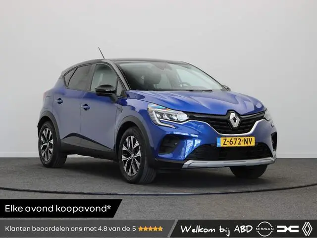 Photo 1 : Renault Captur 2022 Hybrid