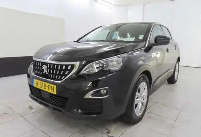 Photo 1 : Peugeot 3008 2020 Essence