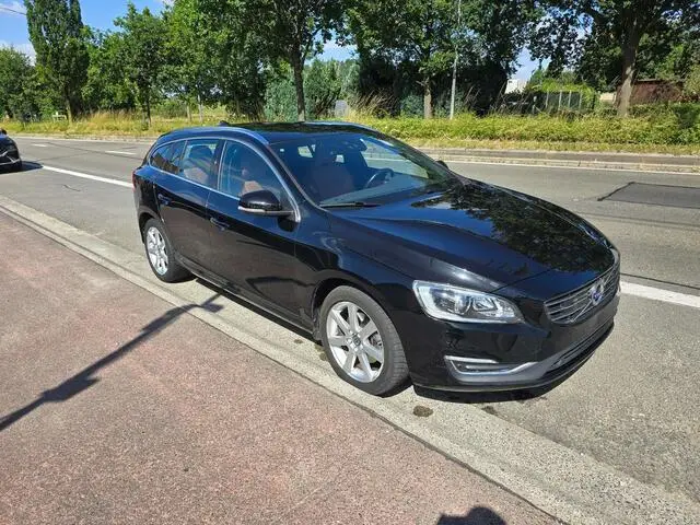 Photo 1 : Volvo V60 2015 Diesel