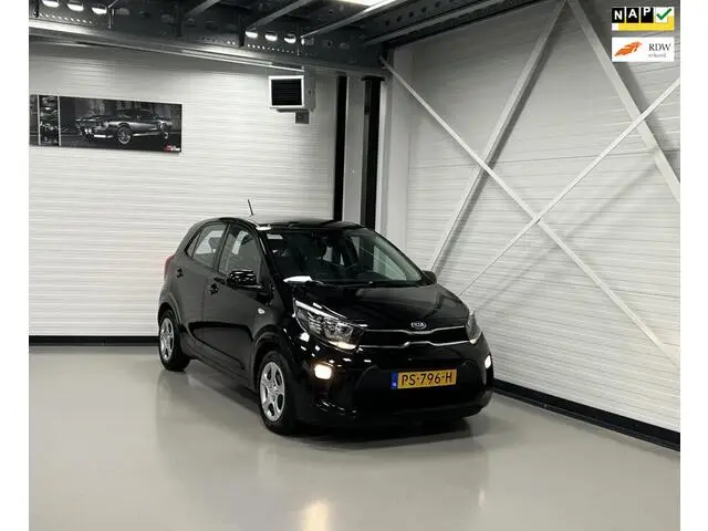 Photo 1 : Kia Picanto 2017 Petrol